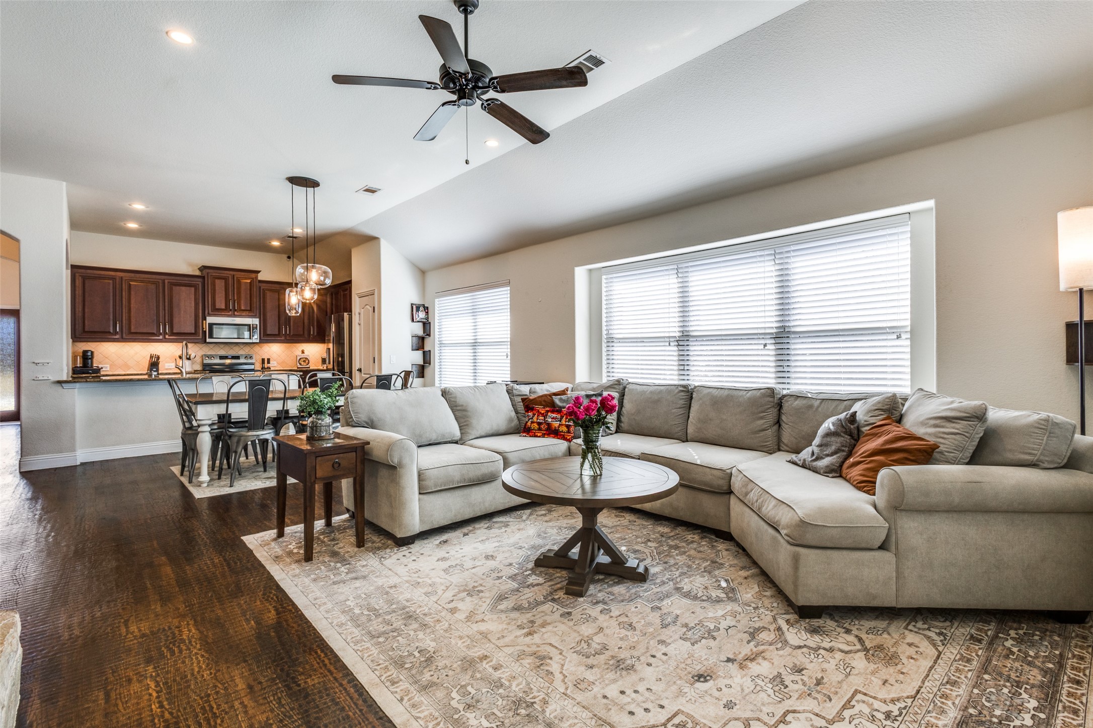 1812 Southridge Drive Van Alstyne TX 75495