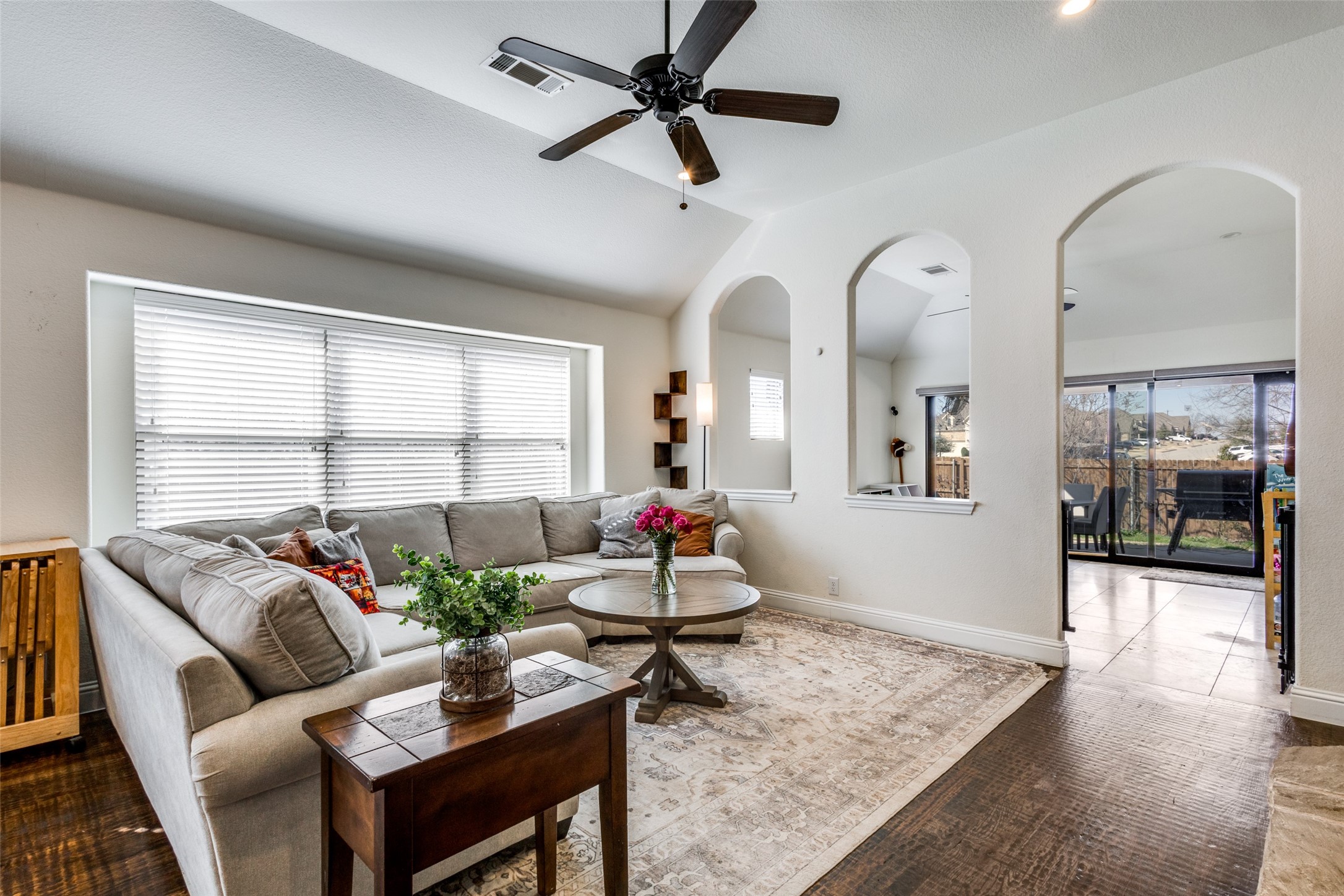 1812 Southridge Drive Van Alstyne TX 75495