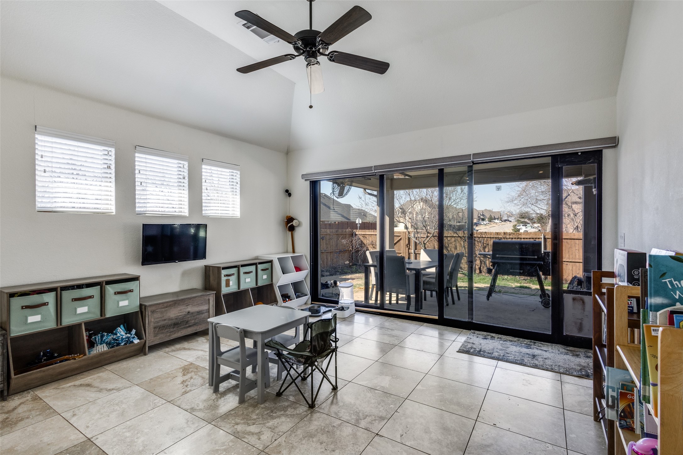 1812 Southridge Drive Van Alstyne TX 75495