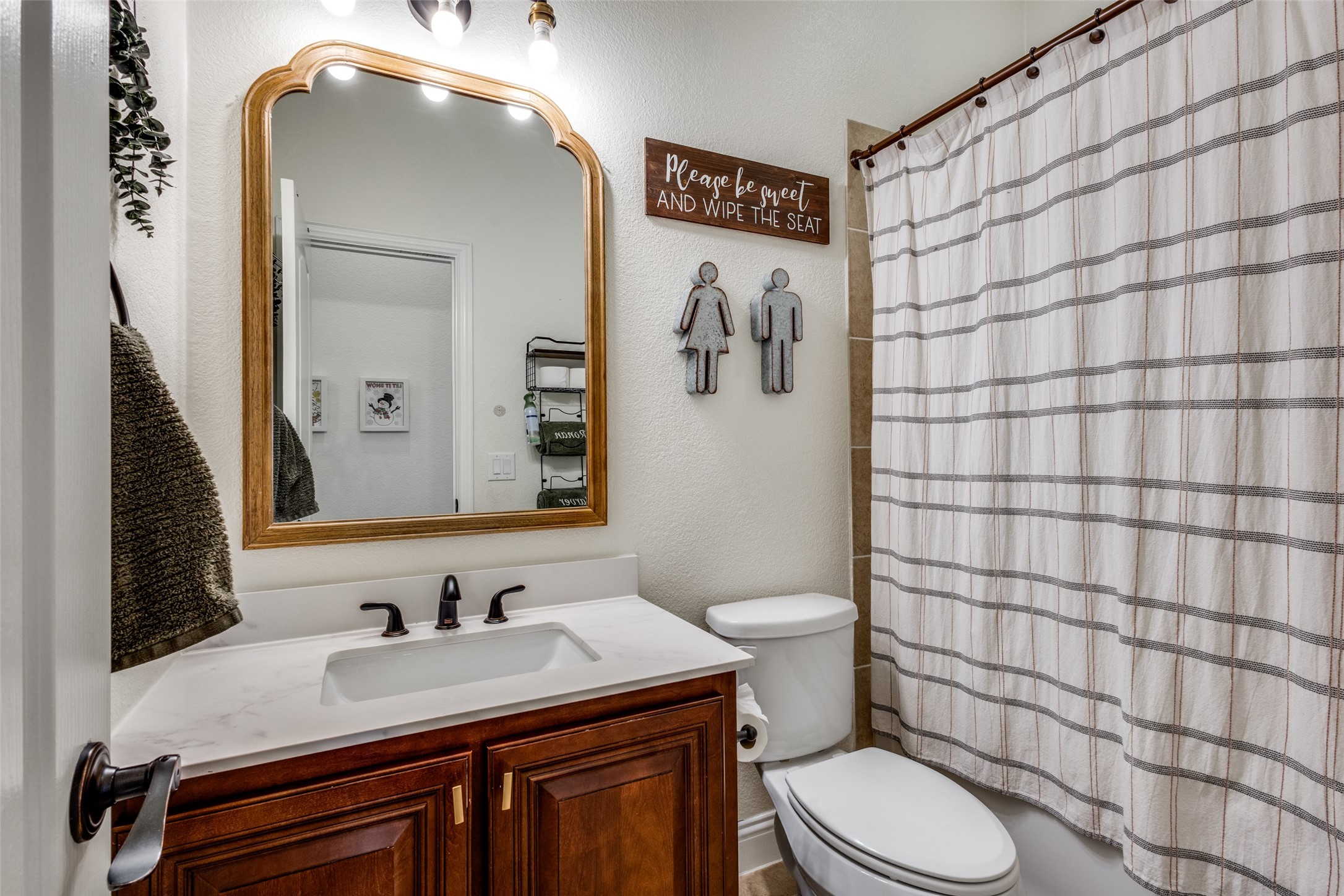 1812 Southridge Drive Van Alstyne TX 75495