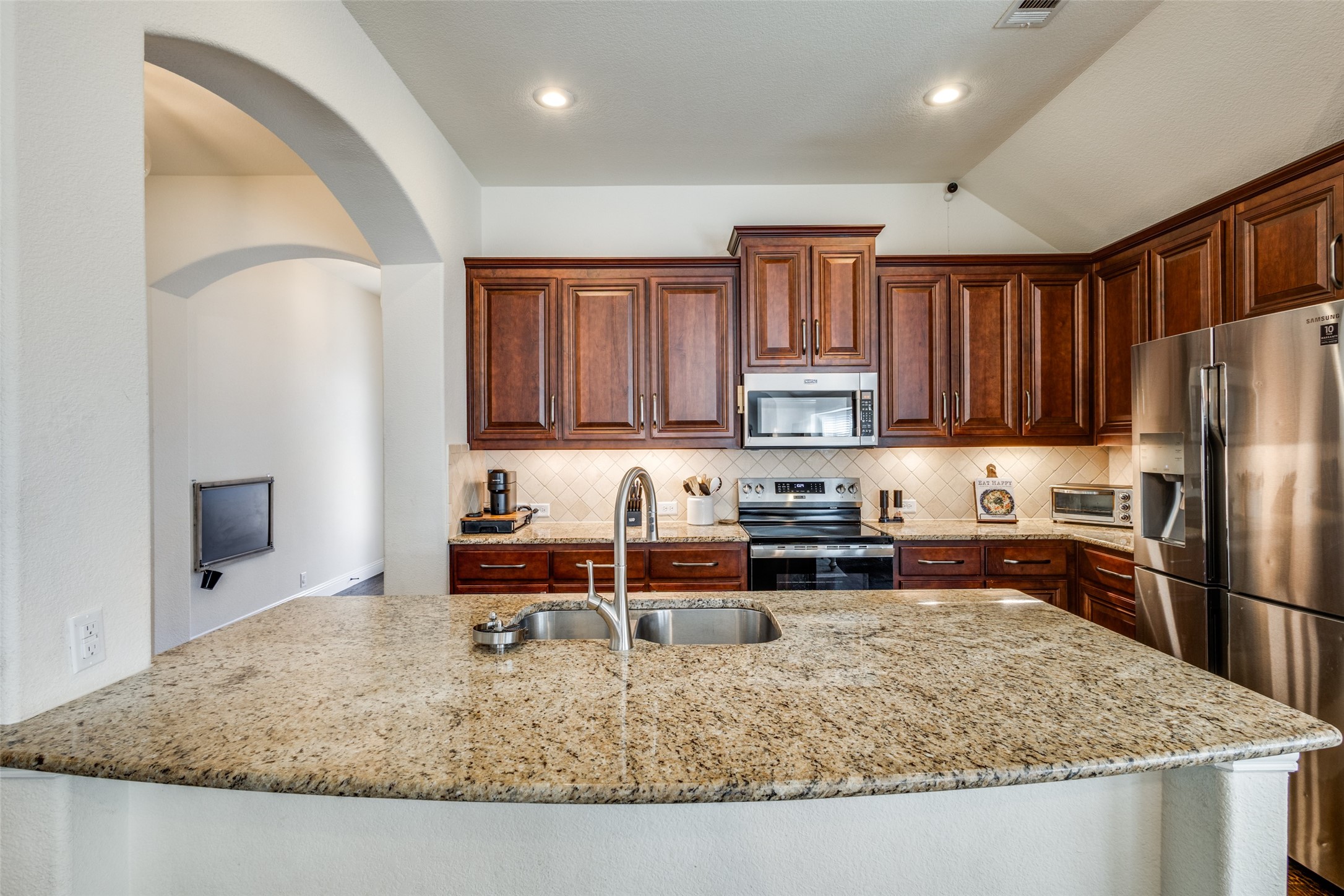 1812 Southridge Drive Van Alstyne TX 75495