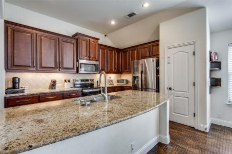 1812 Southridge Drive Van Alstyne TX 75495