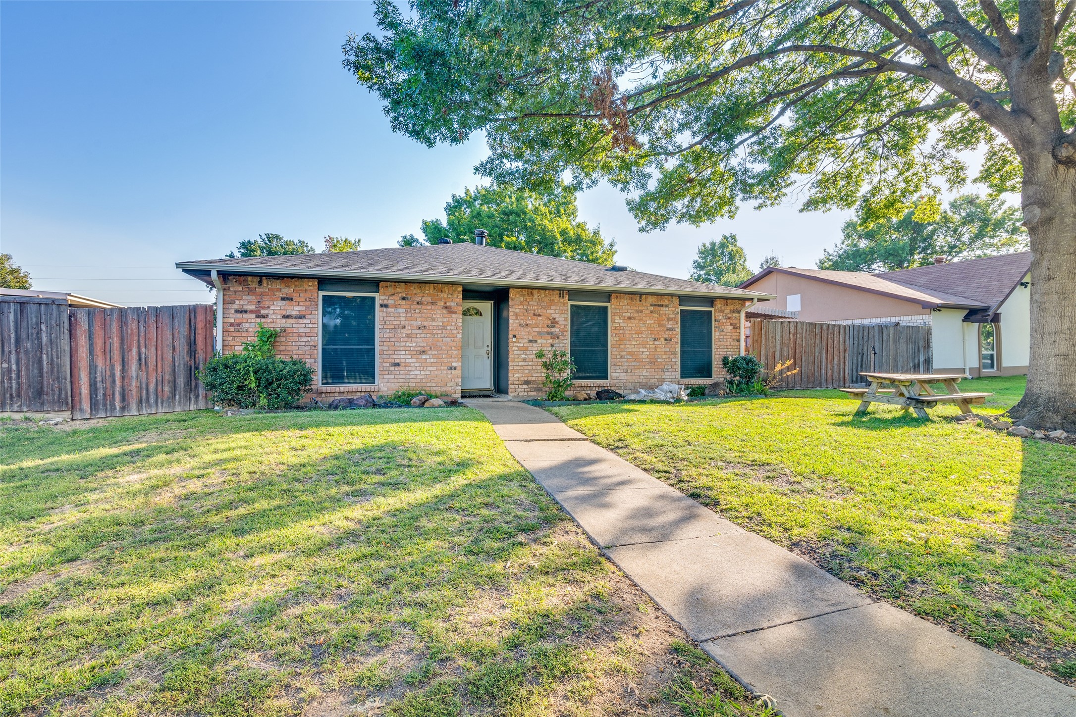 2618 Roman Way Garland TX 75040