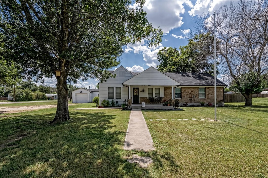 420 W 6th Street Crawford TX 76638