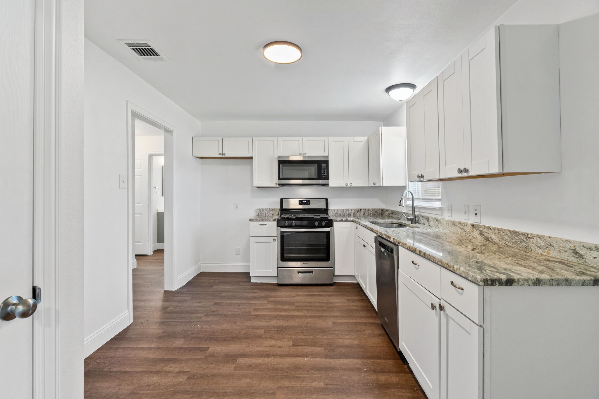 1806 Wellington Street Greenville TX 75401