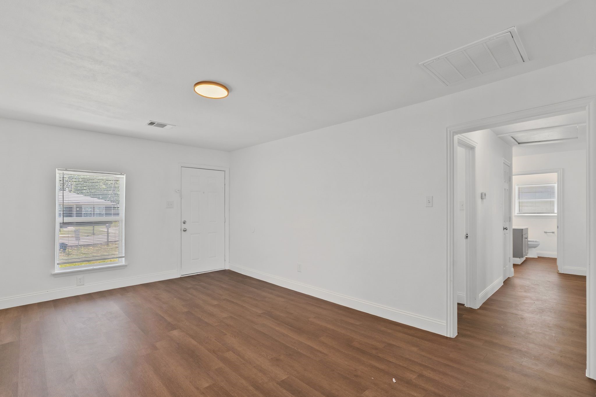 1806 Wellington Street Greenville TX 75401