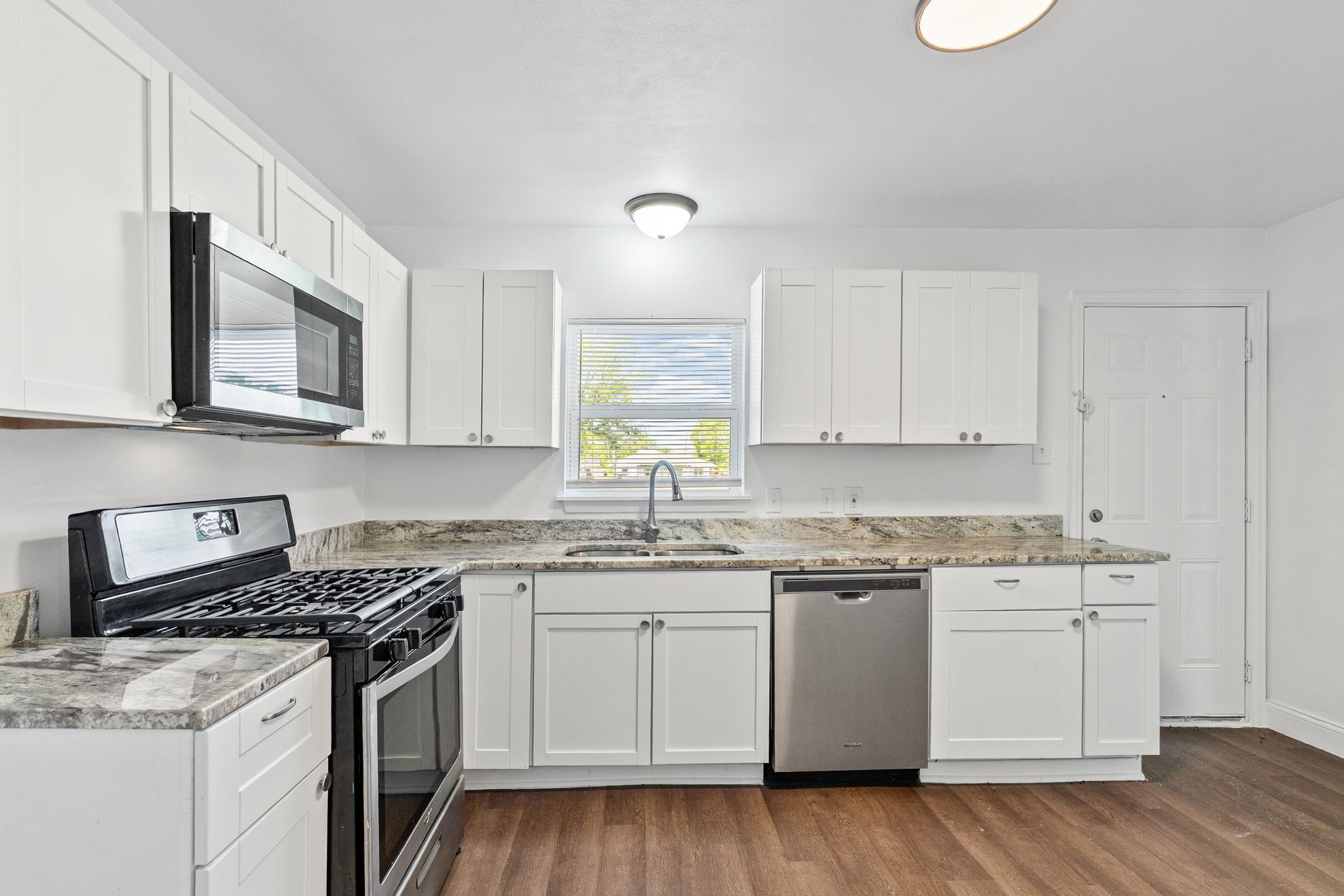 1806 Wellington Street Greenville TX 75401