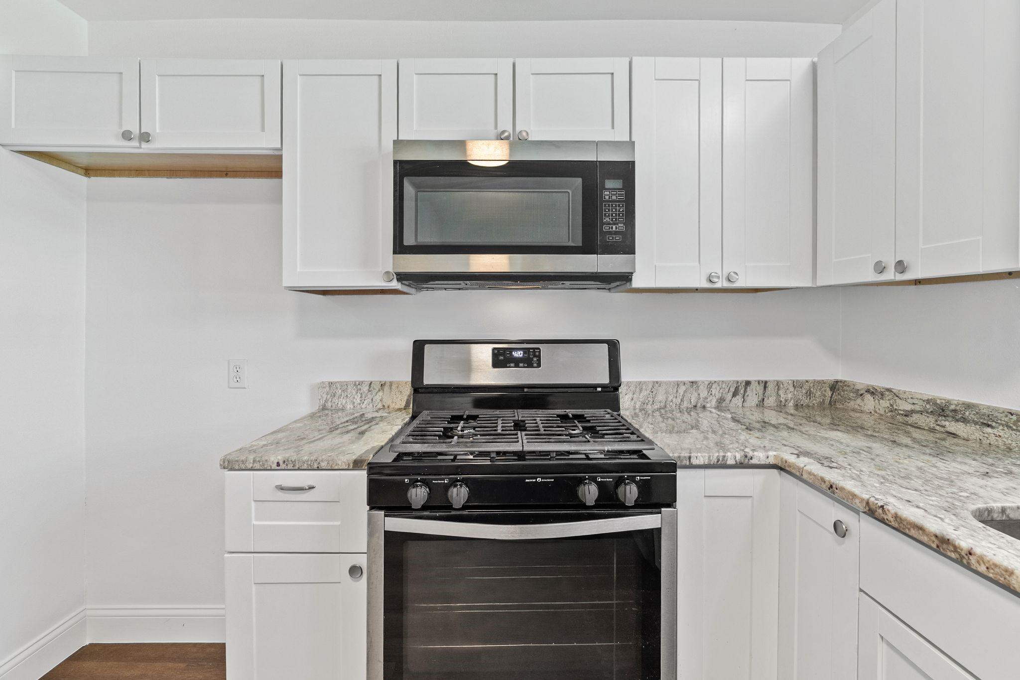1806 Wellington Street Greenville TX 75401