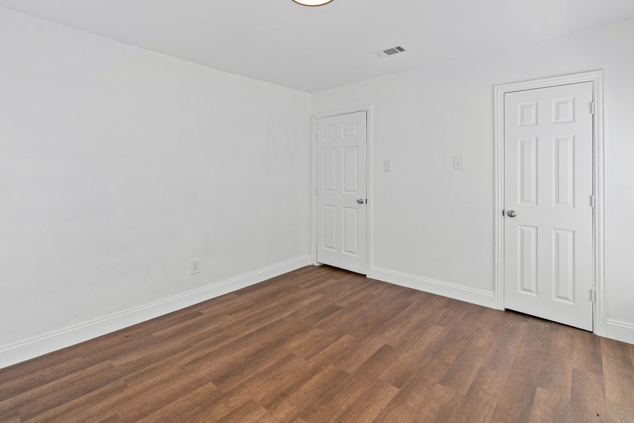 1806 Wellington Street Greenville TX 75401