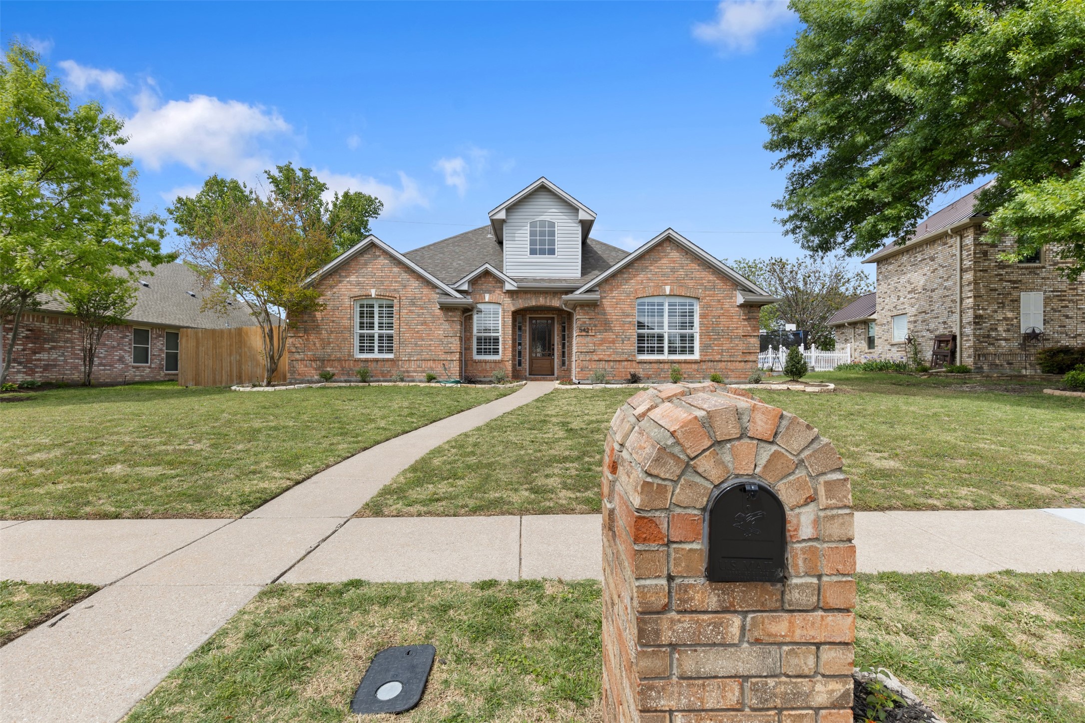 5421 Palace Drive Richardson TX 75082