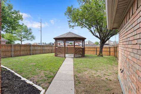 5421 Palace Drive Richardson TX 75082