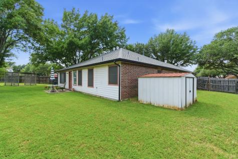 929 Hiawatha Lane Saginaw TX 76131