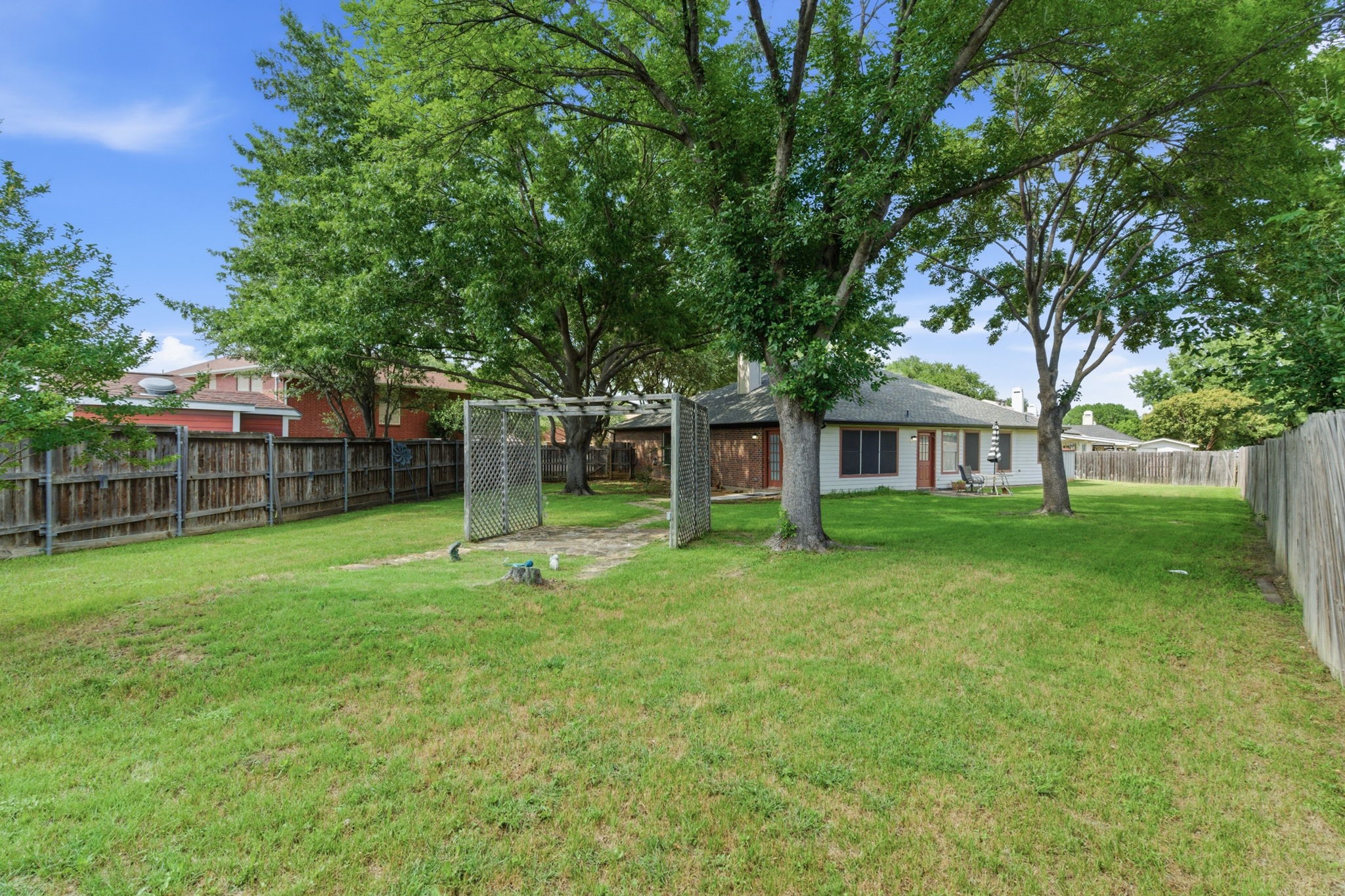 929 Hiawatha Lane Saginaw TX 76131