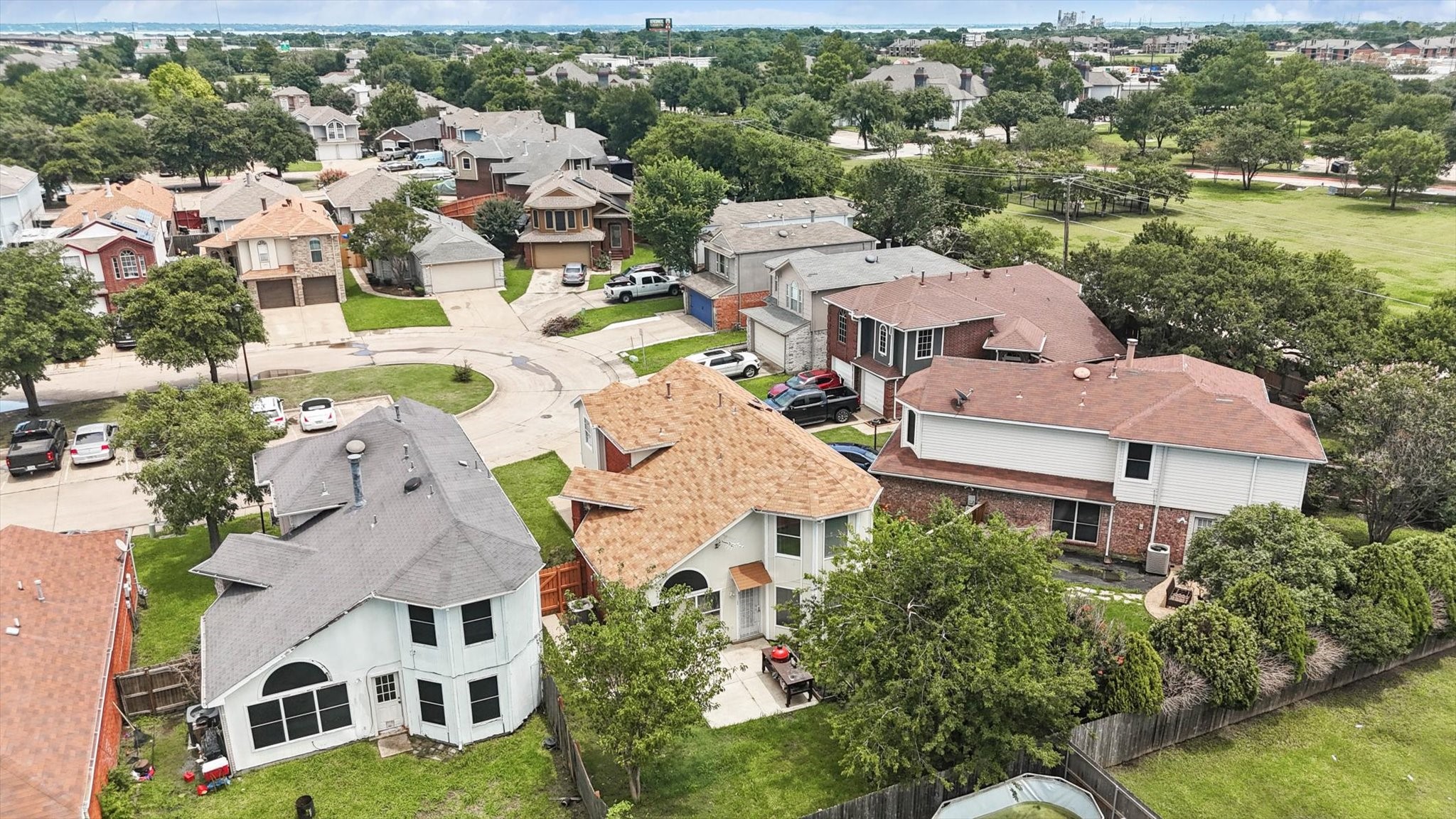 5209 Whitehaven Drive Garland TX 75043