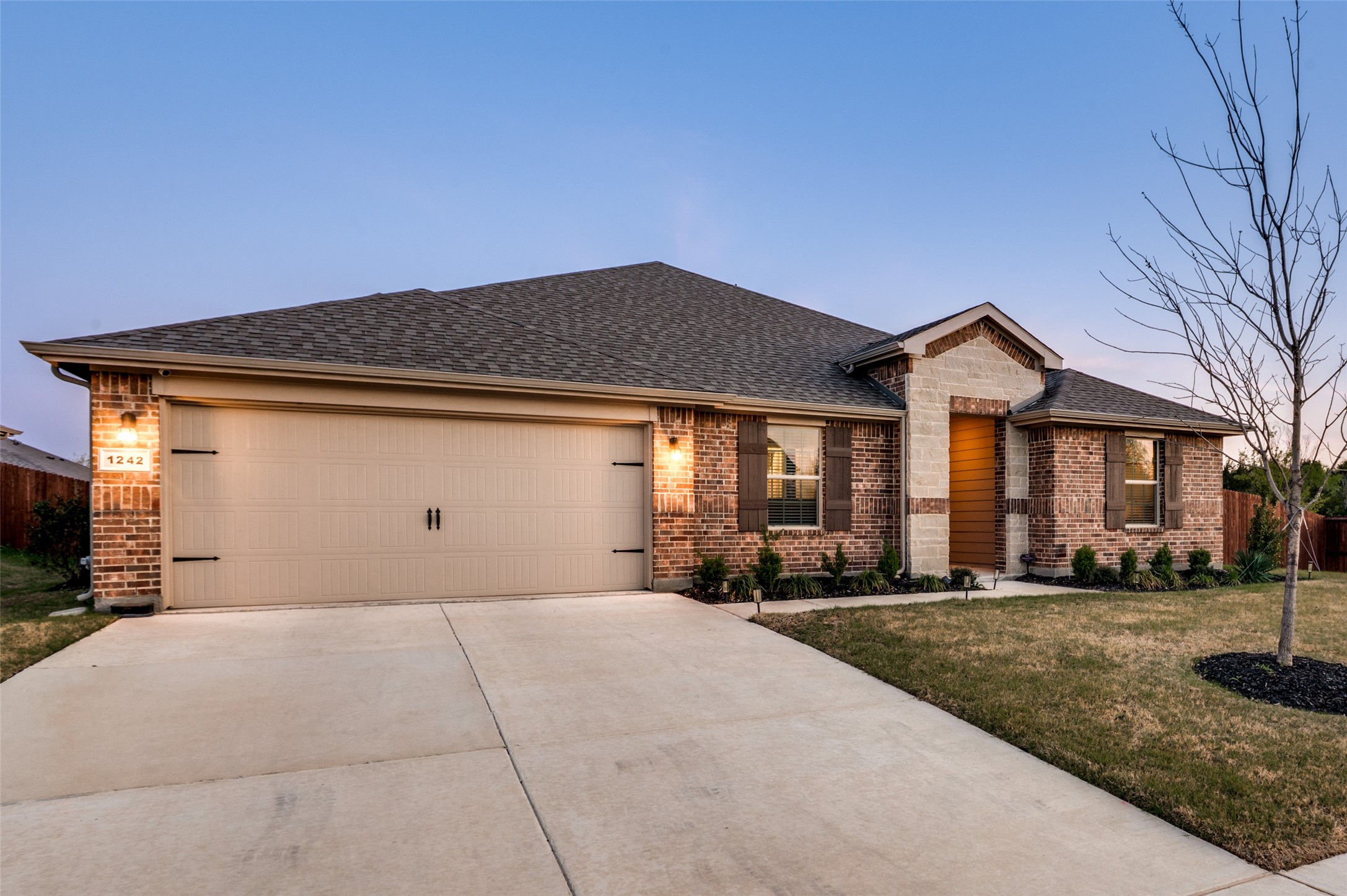 1242 Slate Avenue Cedar Hill TX 75104
