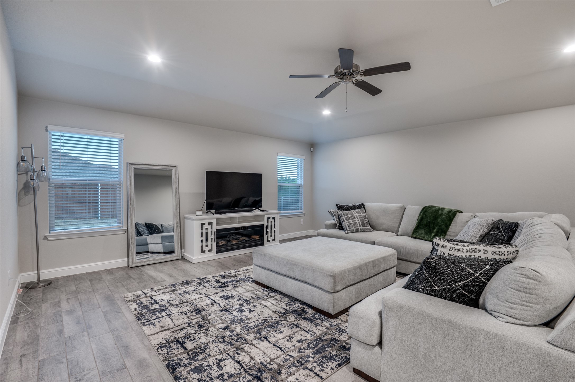 1242 Slate Avenue Cedar Hill TX 75104