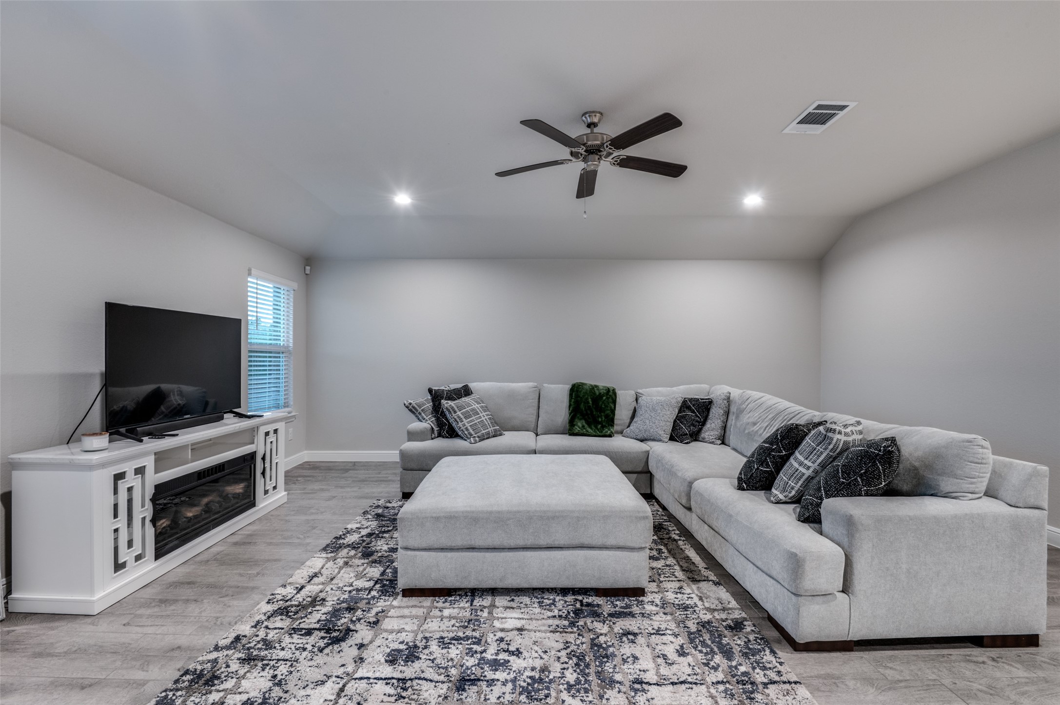 1242 Slate Avenue Cedar Hill TX 75104