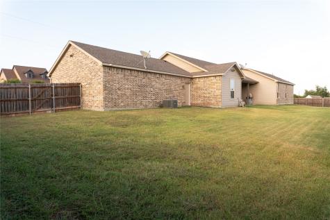 5600 Thoms Court Fort Worth TX 76126