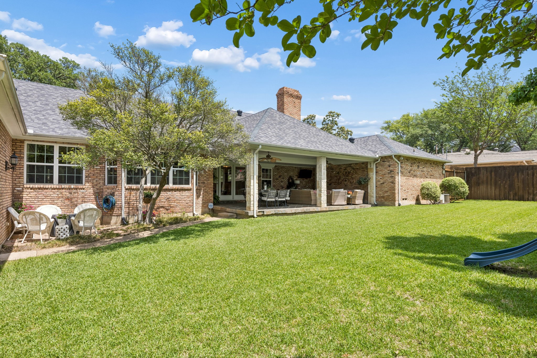 6828 Meadowcreek Drive Dallas TX 75254