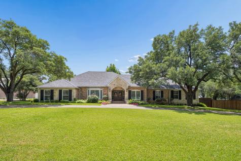 6828 Meadowcreek Drive Dallas TX 75254