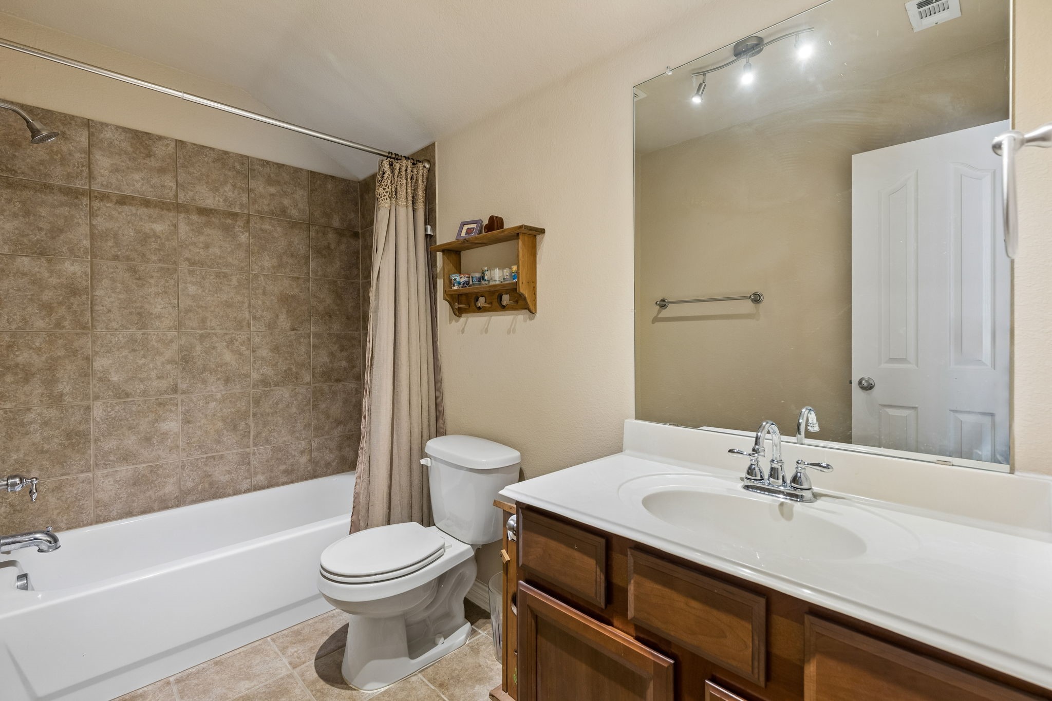 12548 Saratoga Springs Circle Fort Worth TX 76244