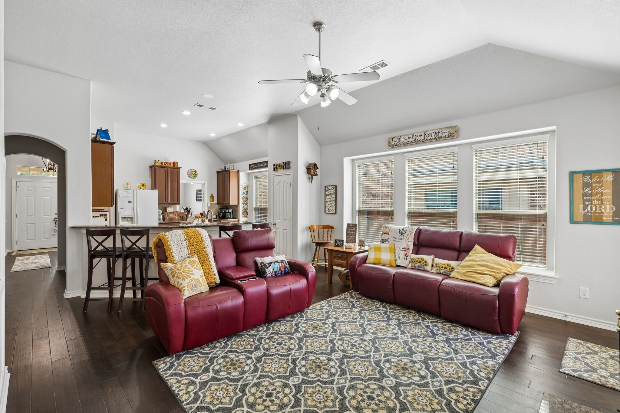 12548 Saratoga Springs Circle Fort Worth TX 76244