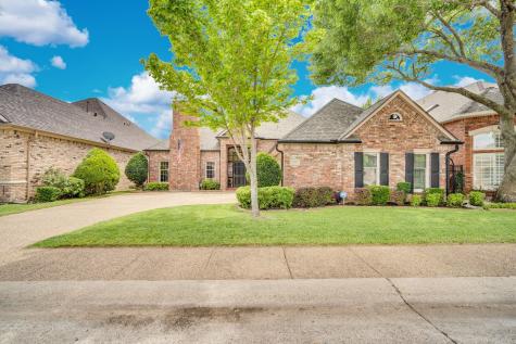 759 Village Green Drive Desoto TX 75115