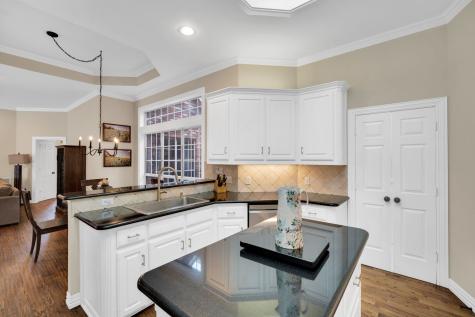 759 Village Green Drive Desoto TX 75115