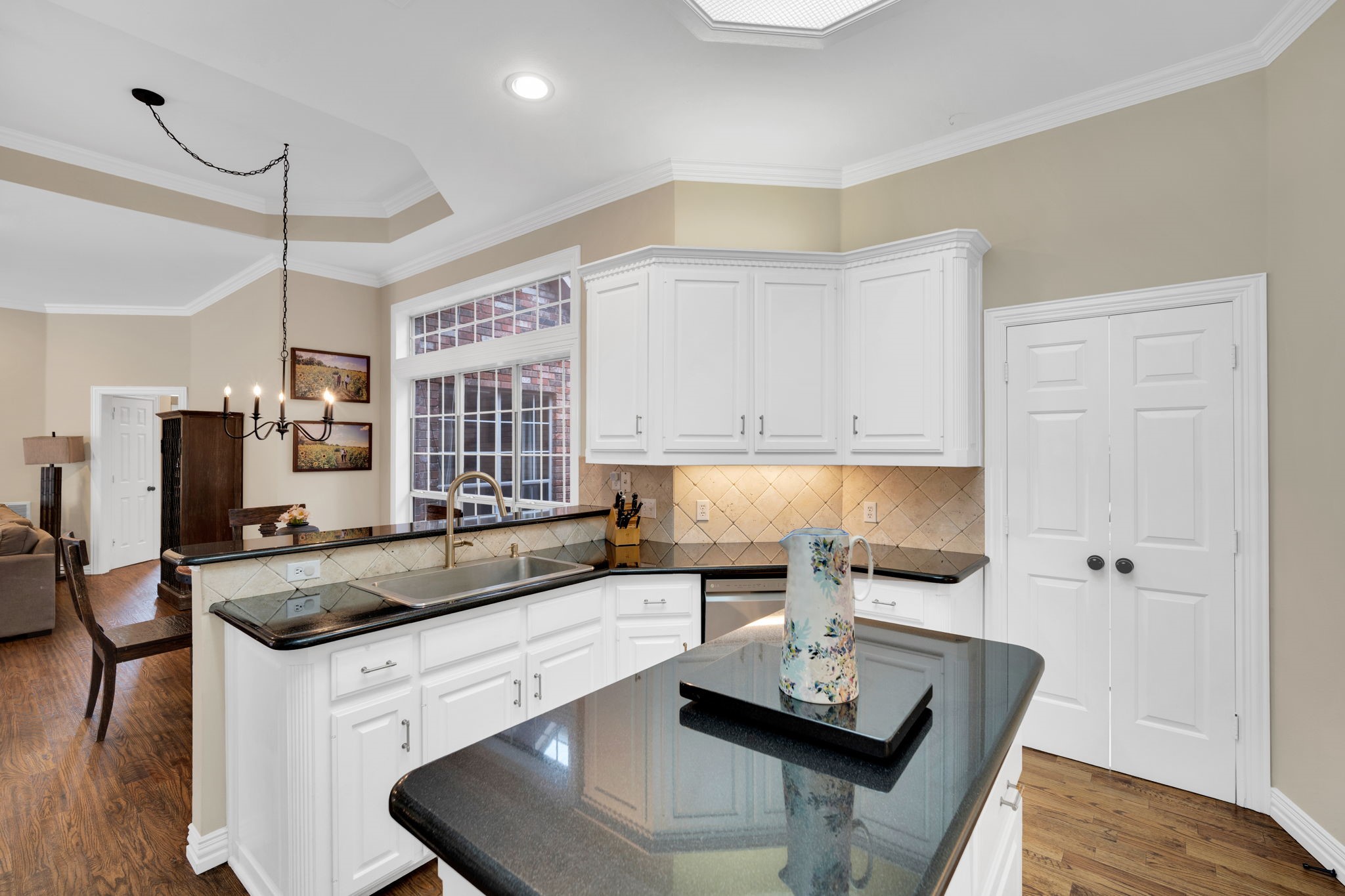 759 Village Green Drive Desoto TX 75115
