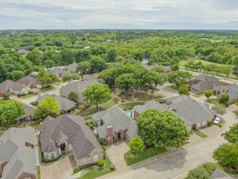759 Village Green Drive Desoto TX 75115