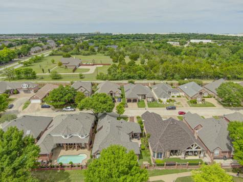 759 Village Green Drive Desoto TX 75115
