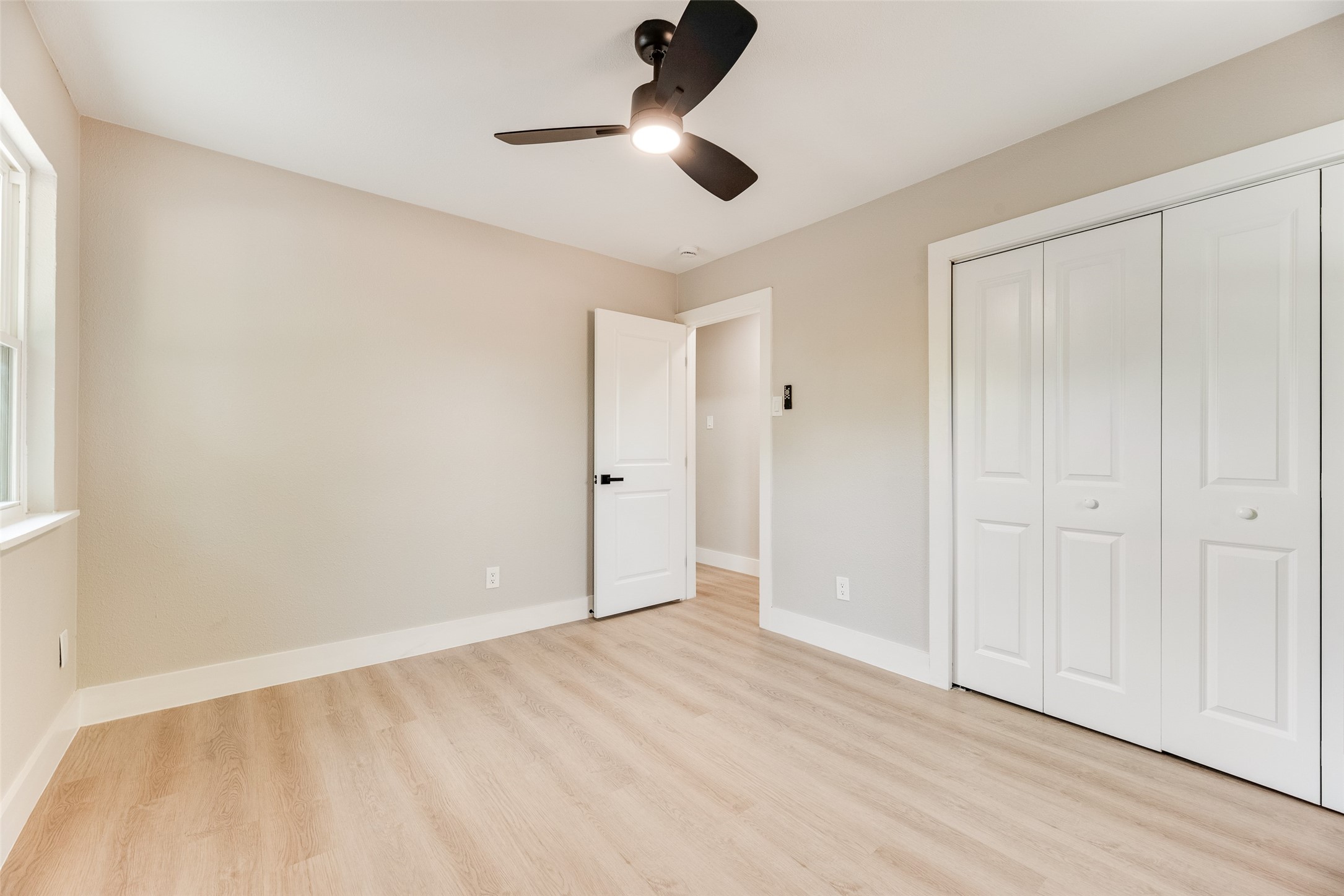 206 Senter Valley Road Irving TX 75060