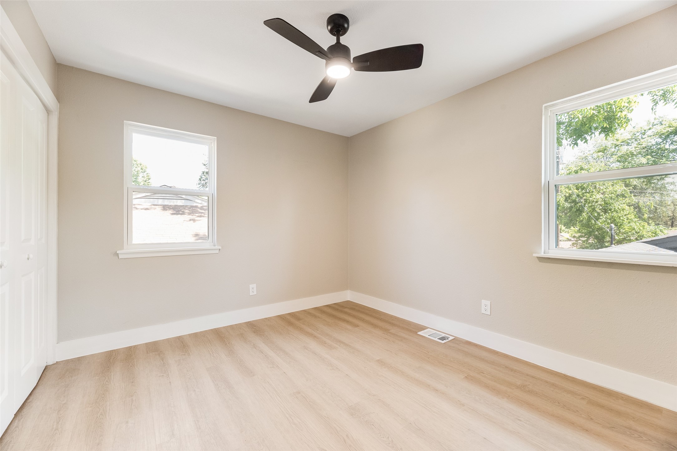 206 Senter Valley Road Irving TX 75060
