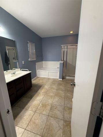 909 Bee Creek Lane Fort Worth TX 76120