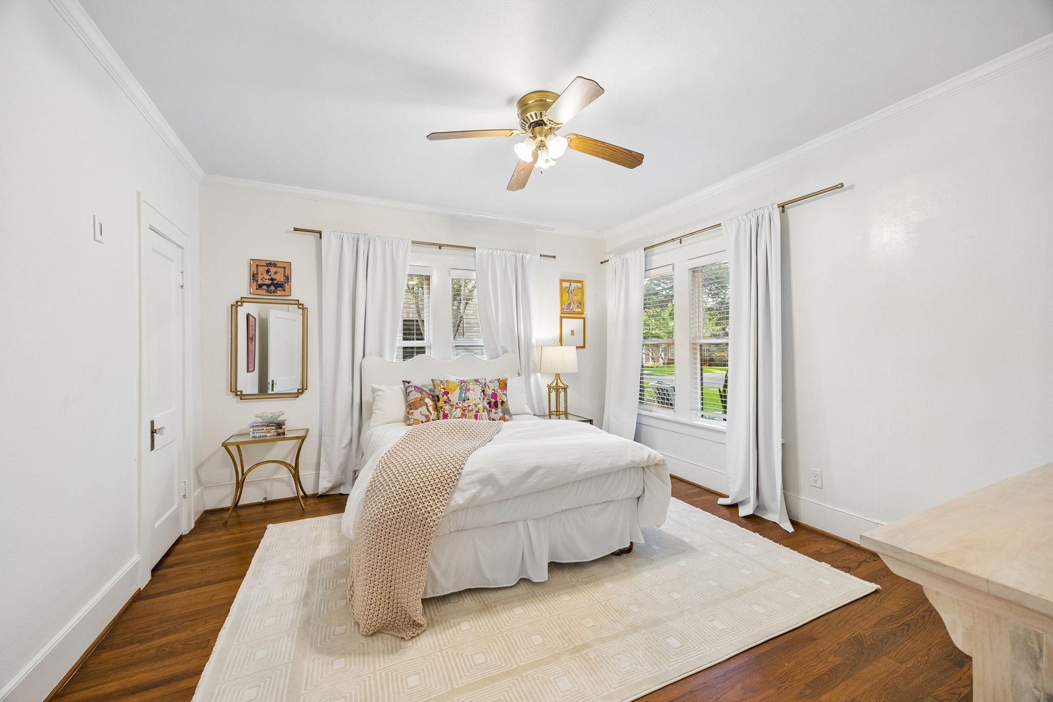 5527 Monticello Avenue Dallas TX 75206