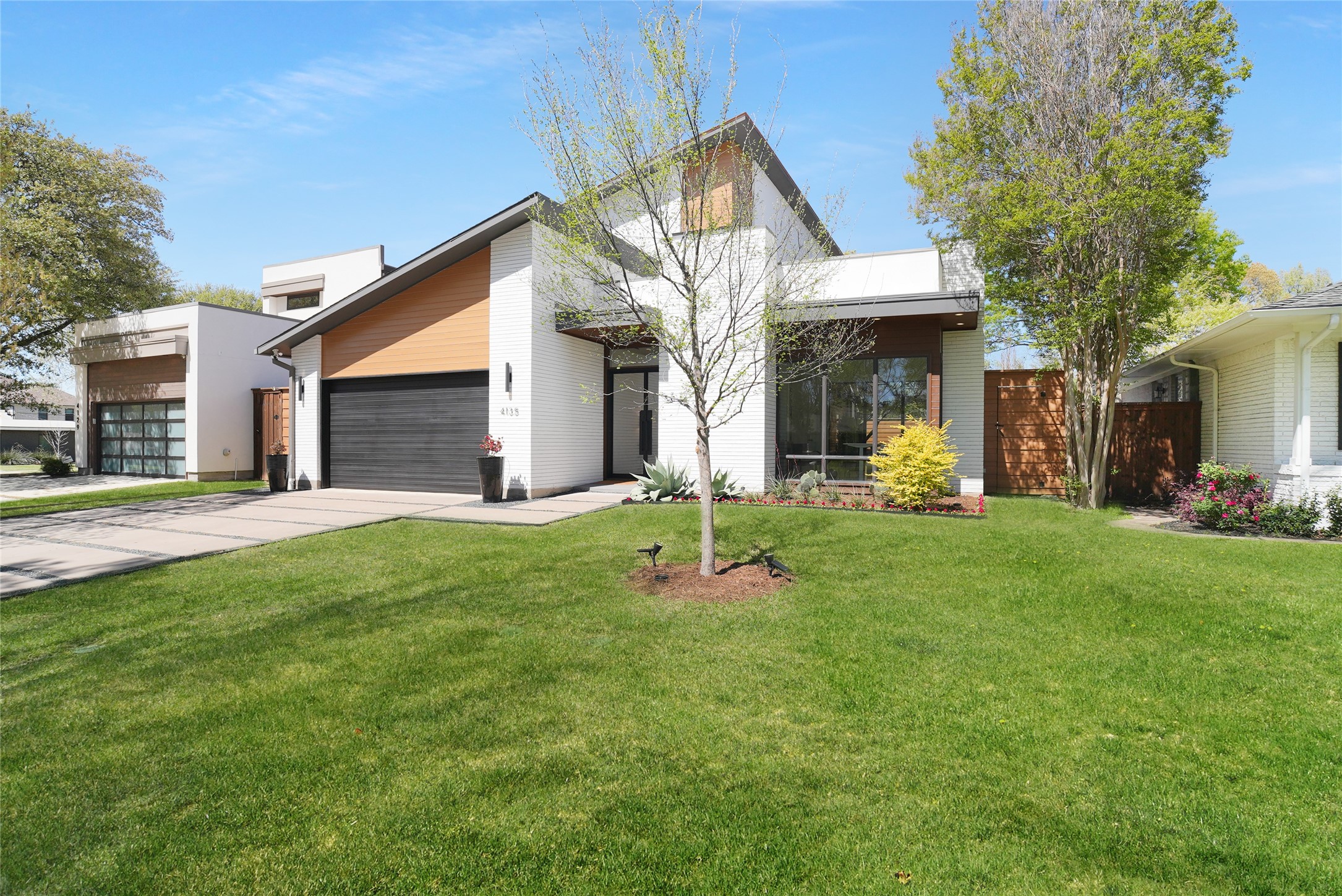 4135 Valley Ridge Road Dallas TX 75220