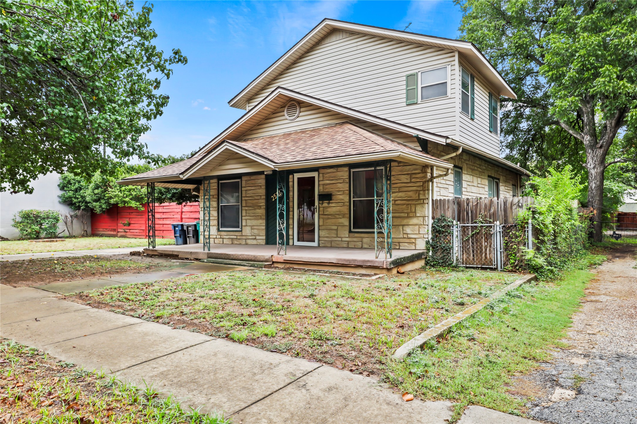 2521 Mckinley Avenue Fort Worth TX 76164