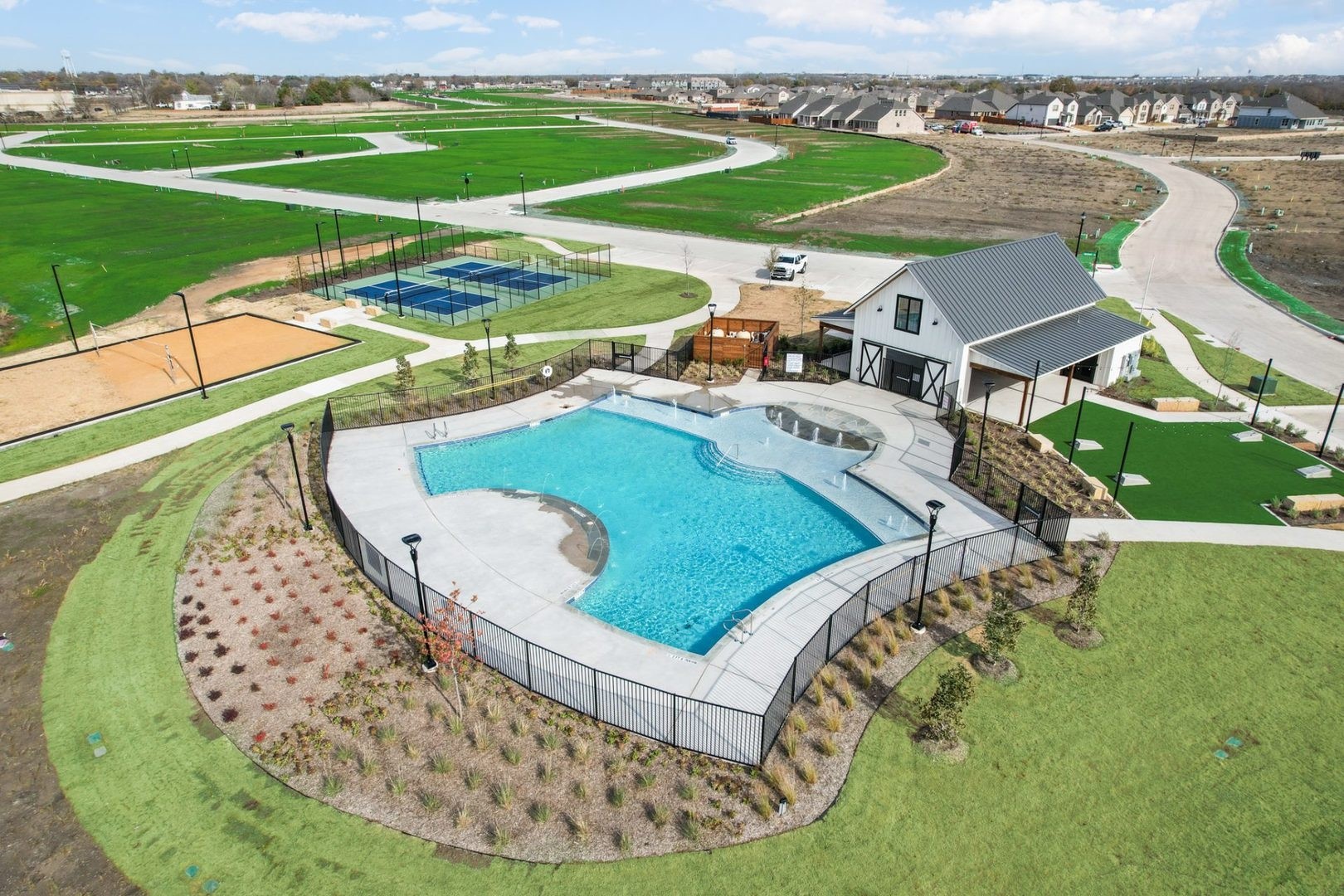 2423 Liberty Crossing Avenue Royse City TX 75189