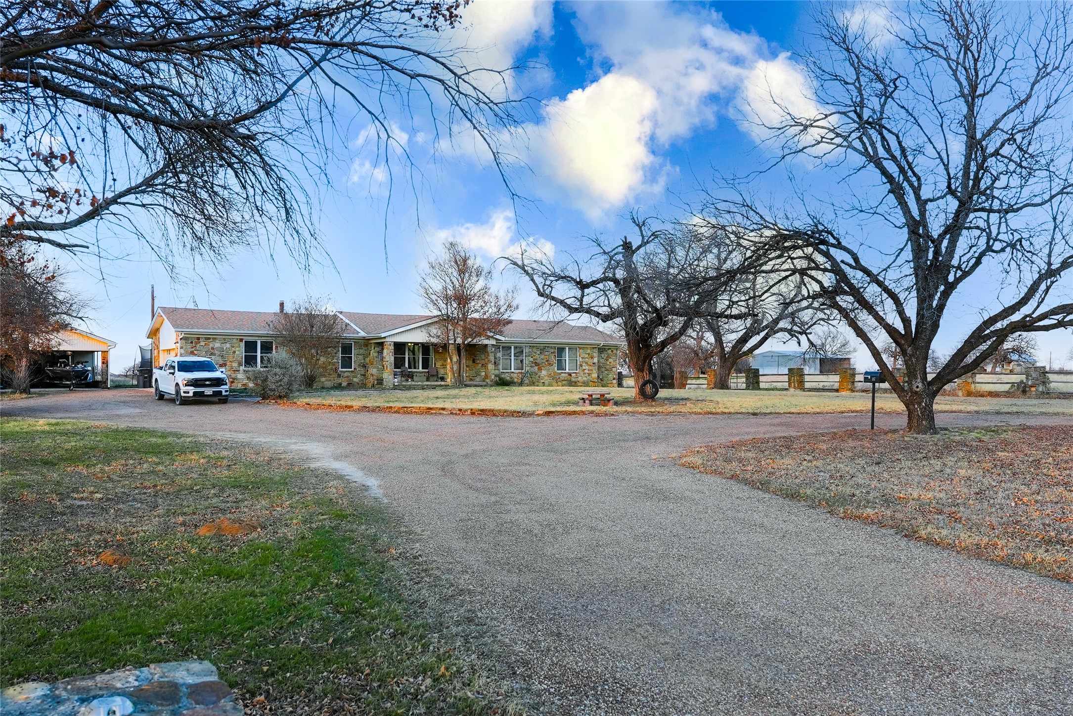 187 Cr-1750 Chico TX 76431