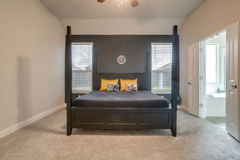 912 Bailey Lane Mansfield TX 76063