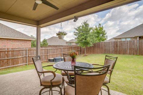 912 Bailey Lane Mansfield TX 76063