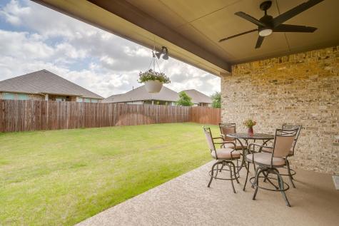 912 Bailey Lane Mansfield TX 76063