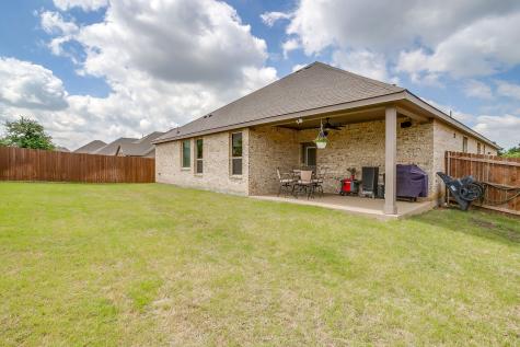 912 Bailey Lane Mansfield TX 76063