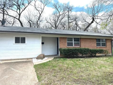 327 10th Street NE Paris TX 75460