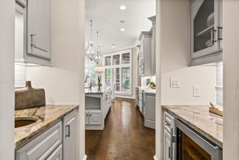 48 Kennington Court Dallas TX 75248