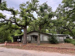 101 E 6th Street Shady Shores TX 76208