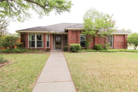 105 Ridgegate Drive Garland TX 75040