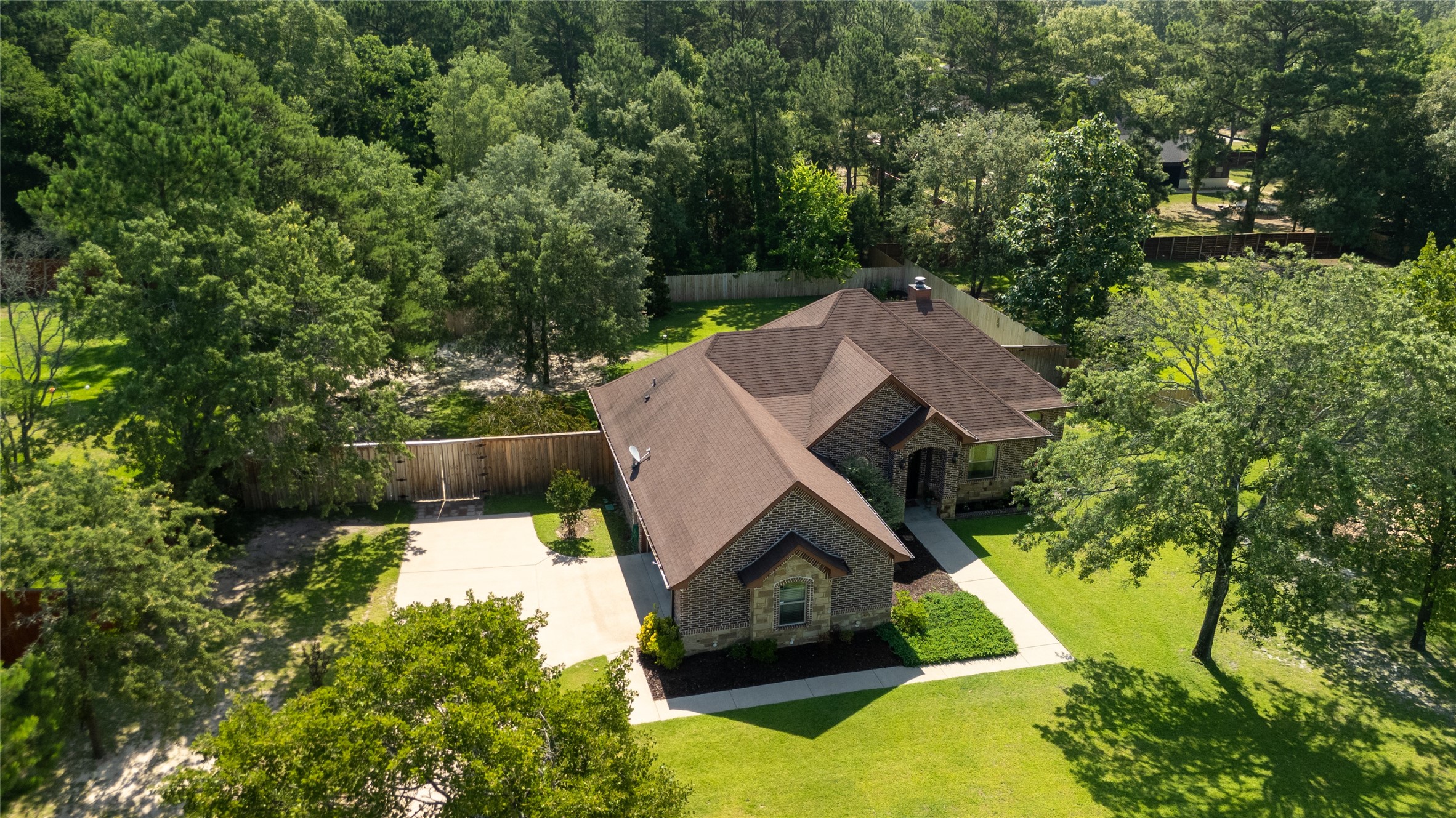 181 Private Road 6325 Mineola TX 75773
