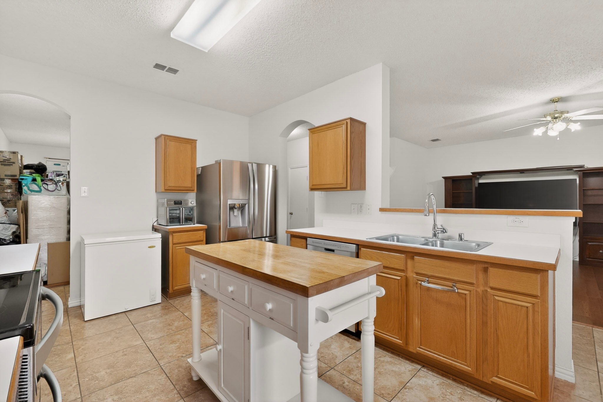 317 E Clover Park Drive Fort Worth TX 76140