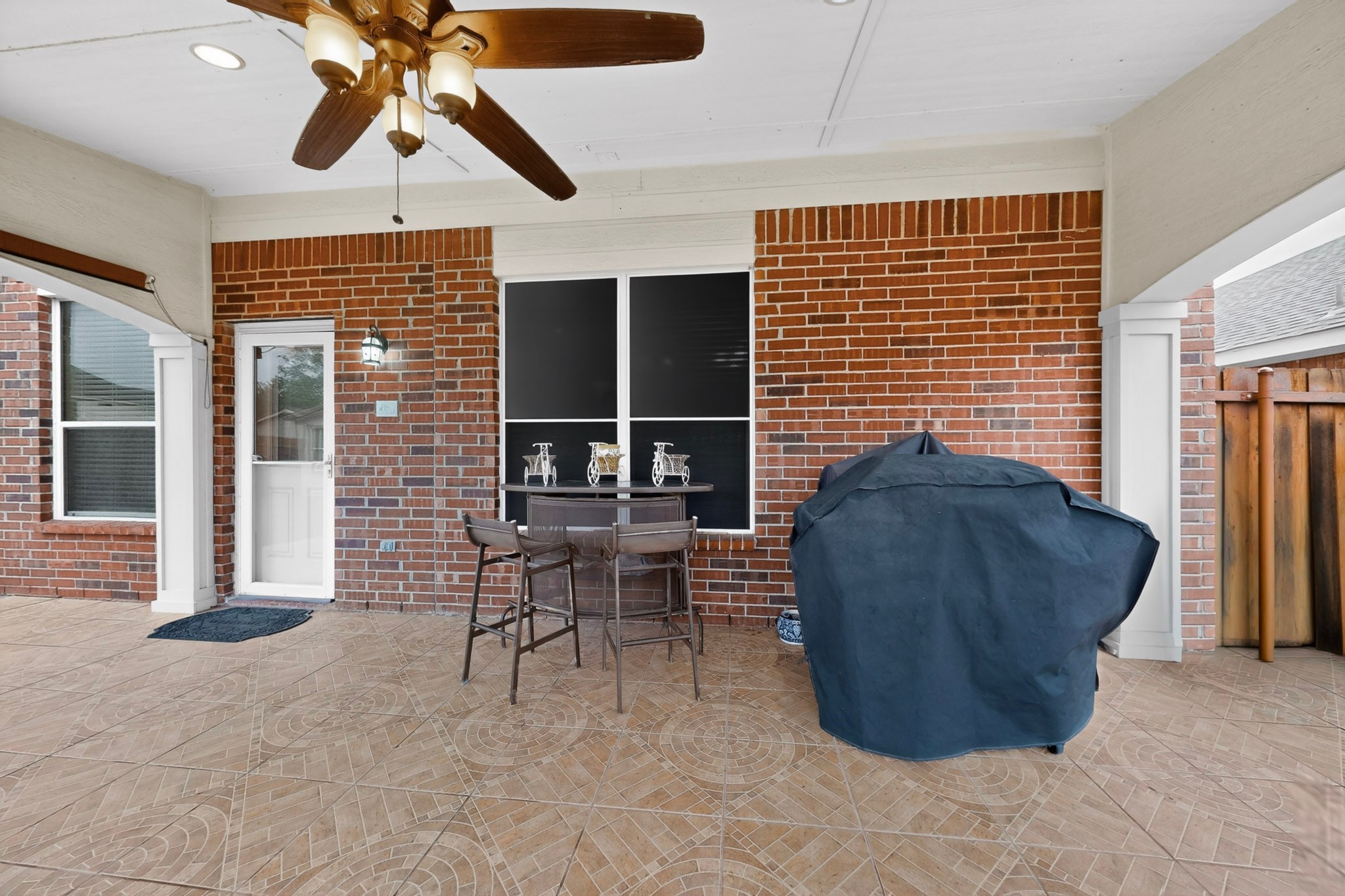 317 E Clover Park Drive Fort Worth TX 76140